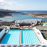 מלון Club La Santa Sports Inclusive