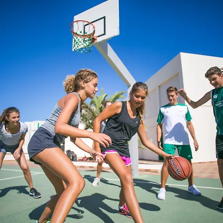ホテル Club La Santa Sports Inclusive ティナホ